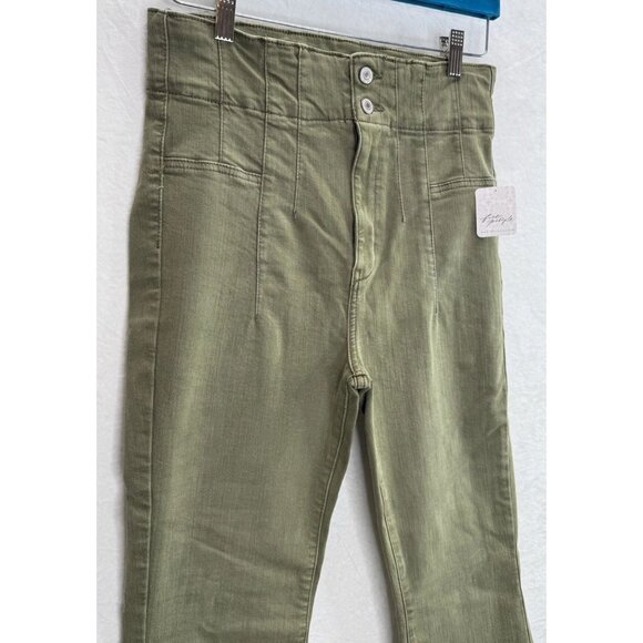 Free People We The Free Jayde Flare Jeans in Green Size 29 NWT - Picture 3 of 10